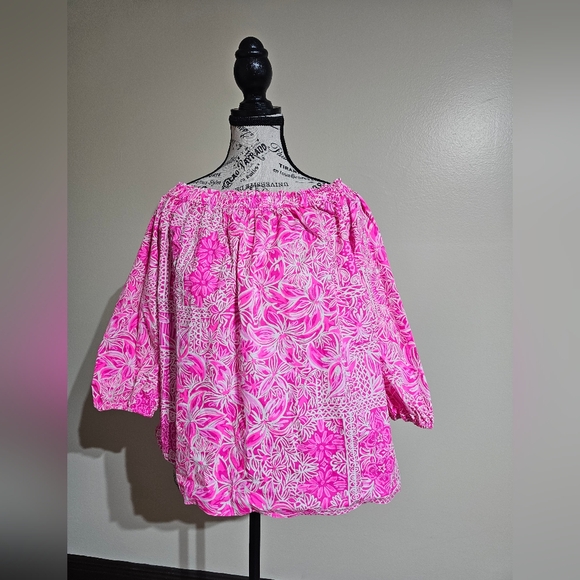 Lilly Pulitzer Shirt Size XL Off the Shoulder Top Free Gift Included - Picture 1 of 6